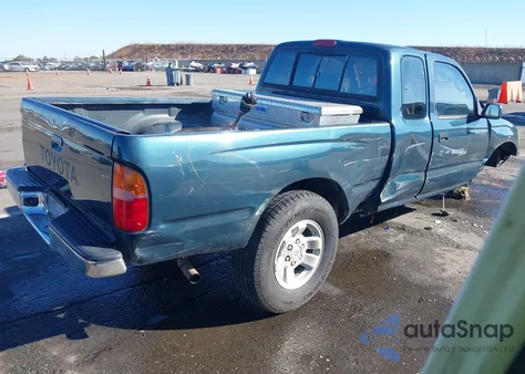 1997 Toyota Tacoma из США, поврежденный, VIN 4TAWM72N1VZ274371